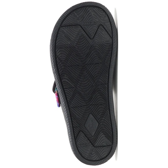 Chaco Chillos Tie Dye Slides - Picture 3 of 3
